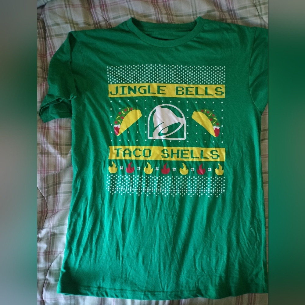 Taco Bell Christmas T-shirt Sz M